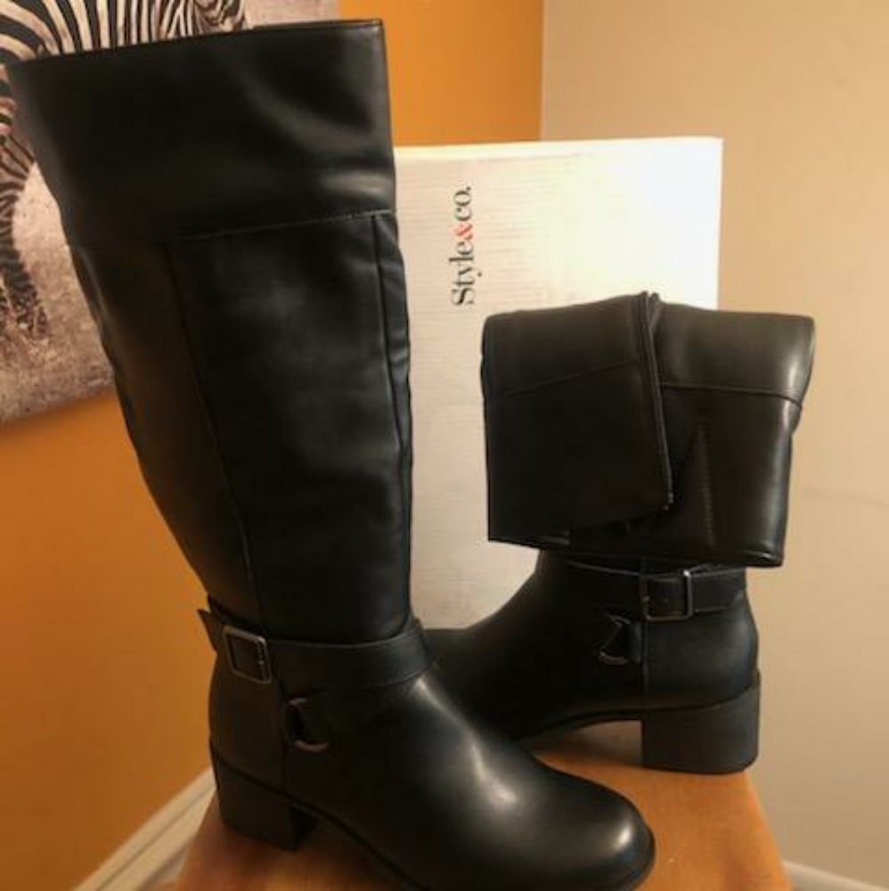 Shoes - Picture 2 of 2